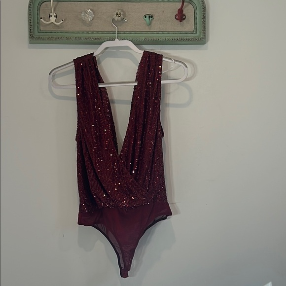 Lulus Tops - Lulu’s plunging v neck drape Sequin Burgundy One Piece bodysuit women’s medium